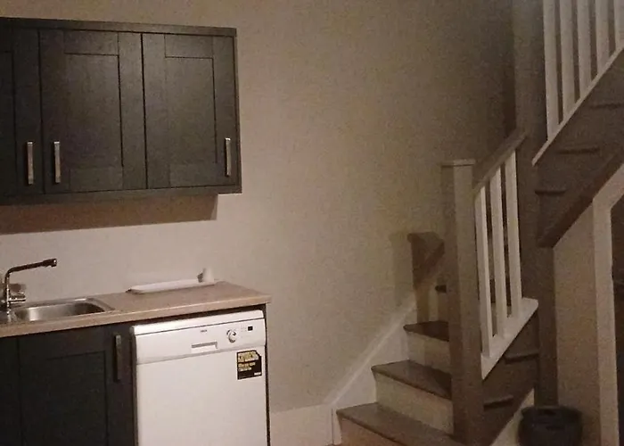 Basic, Warm, Cosy, Private Little *